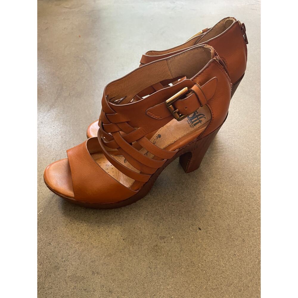 Sofft Leather Platform Heels Sandals Womens 8M Brown Strappy